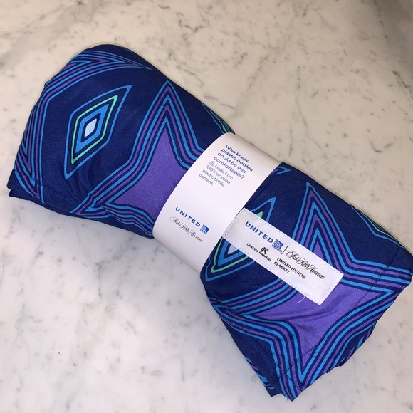 Saks Fifth Avenue Bedding United Polaris Business First Saks Fifth